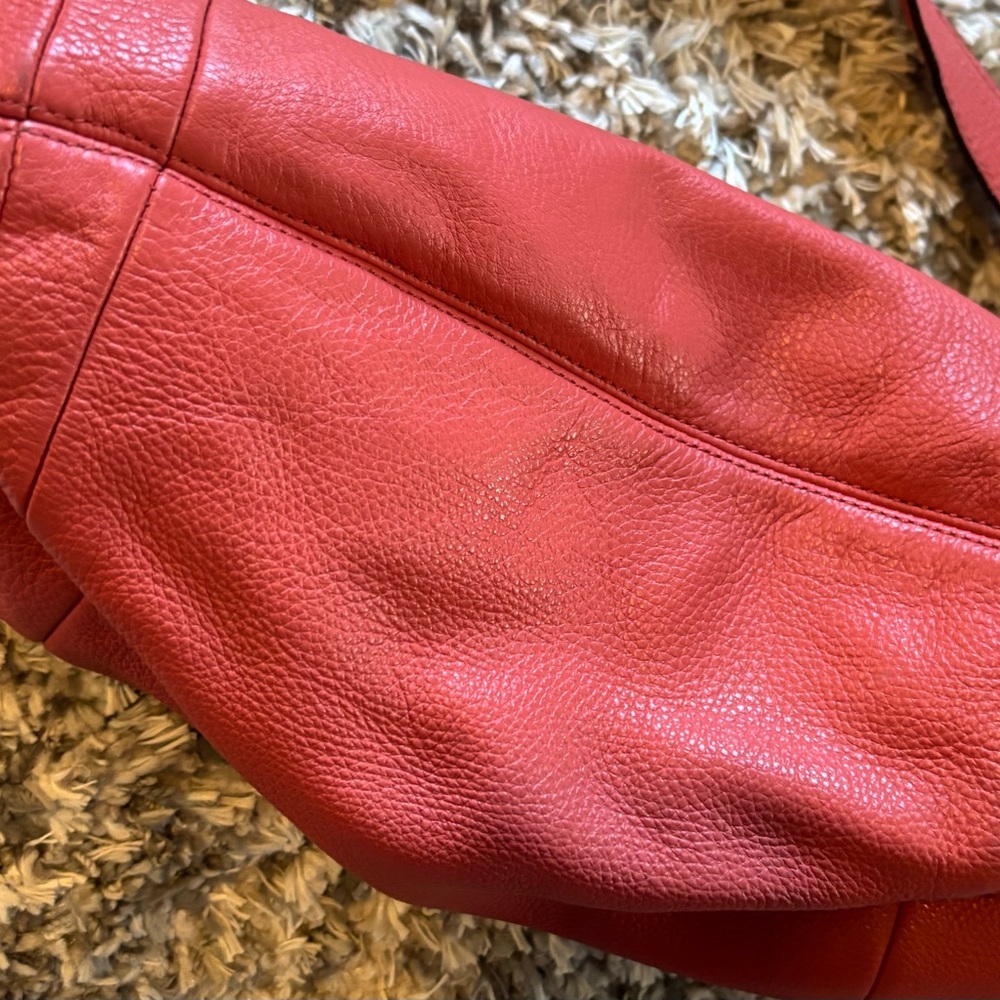 Coach Resort Salmon Soft Leather Drawstring Hobo Shoulder bag - Picture 5 of 6
